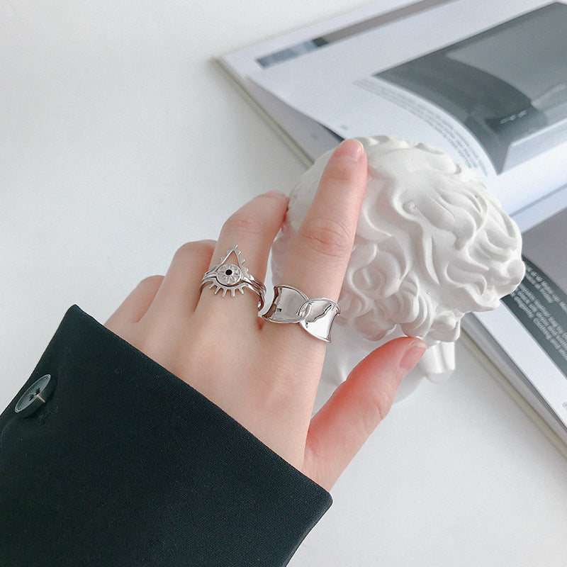 Twisted Knot Ring