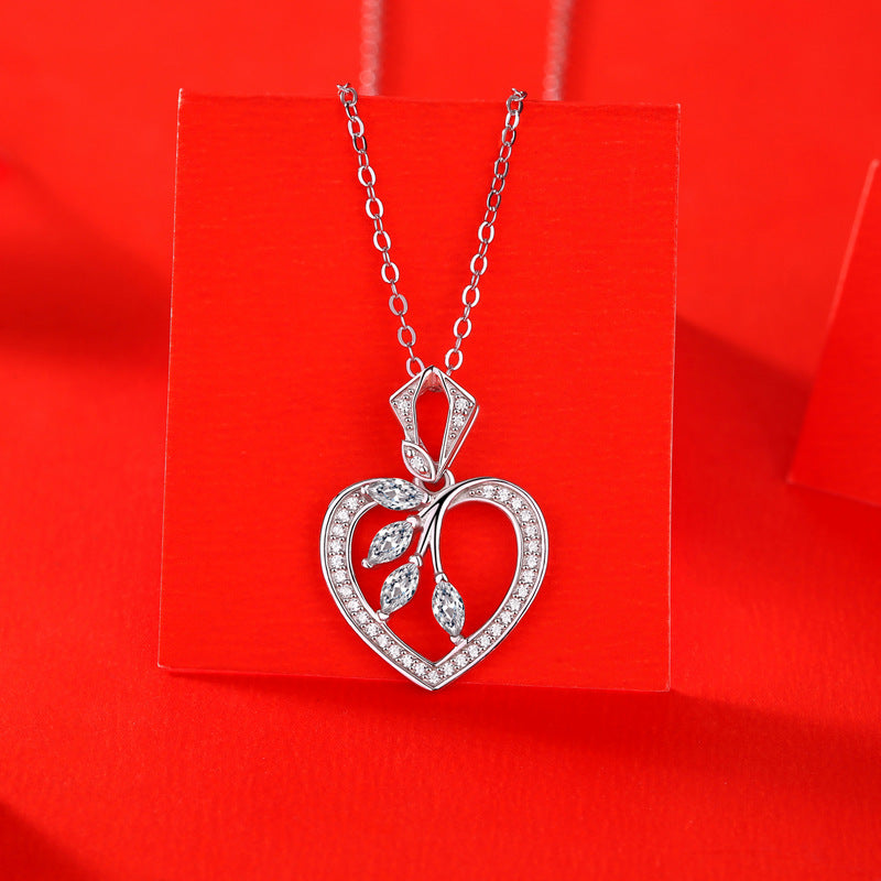 Cute Moissanite Hollow Heart Leaves Necklace